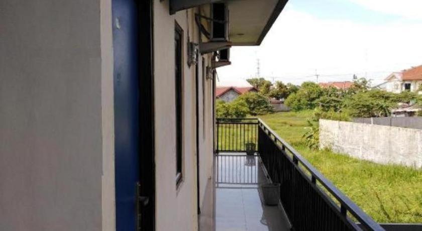 Richmond Guest House Cirebon Redpartner Экстерьер фото