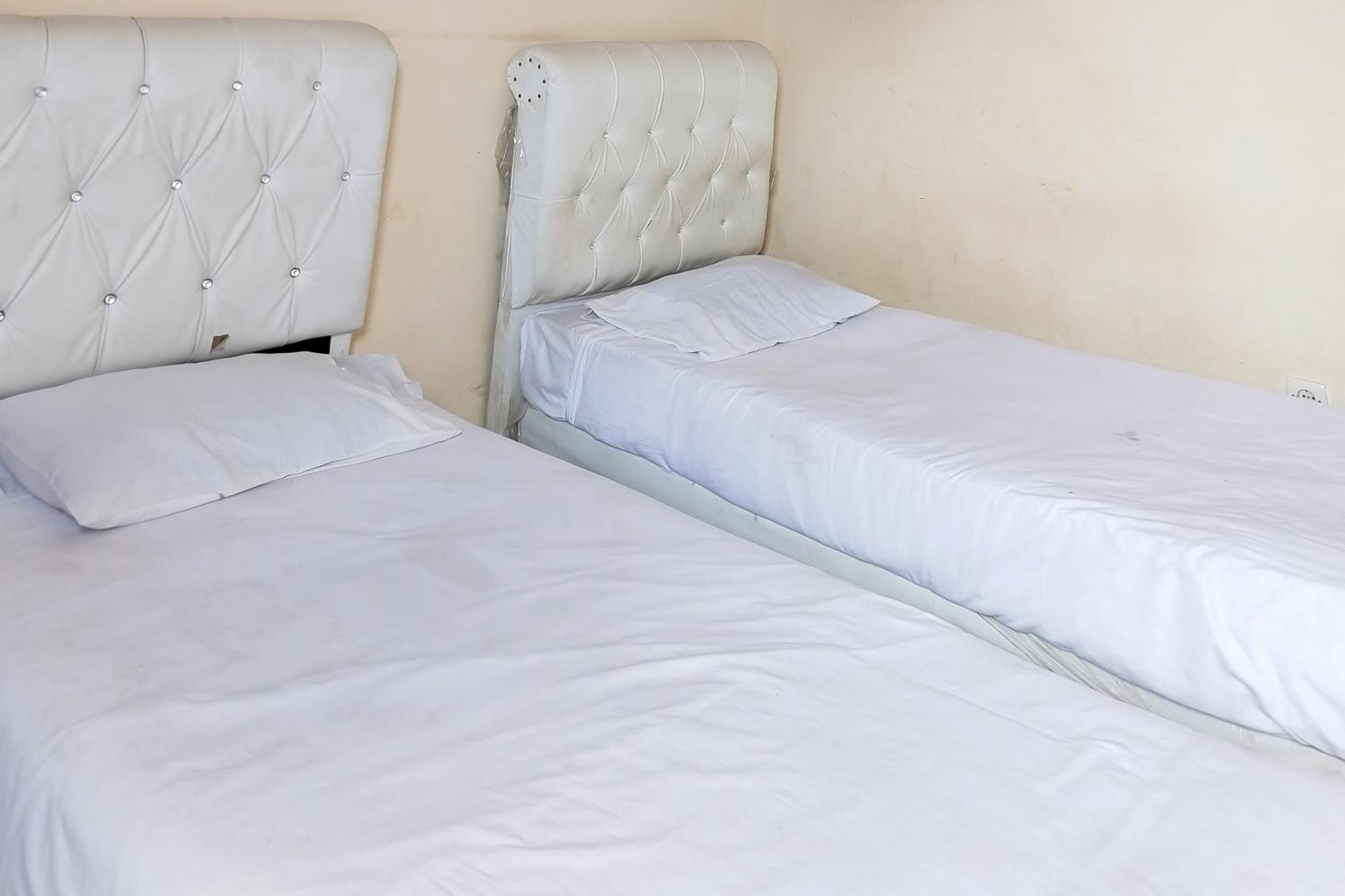 Richmond Guest House Cirebon Redpartner Экстерьер фото